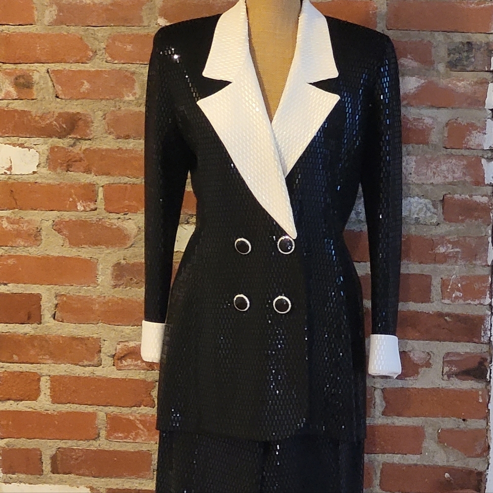 St. John Evening by Marie Gray black and white pantsuit - Picture 1 of 15
